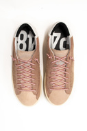 Immagine di P448 - SNEAKER JOHN - SIPA