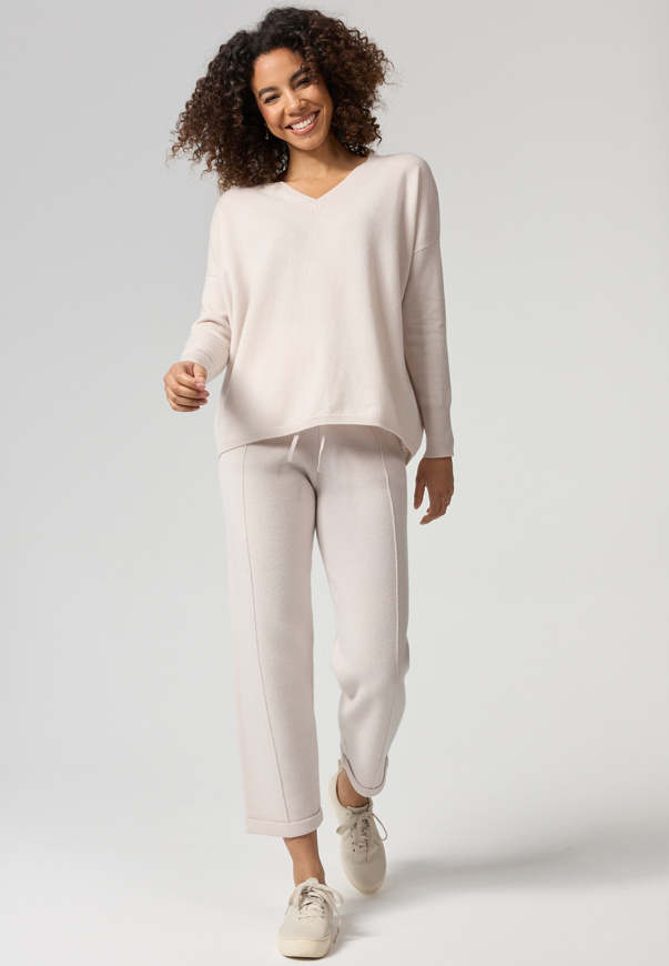 Picture of CATNOIR KNIT WOOL VNECK SWEATER - 12/CREAM
