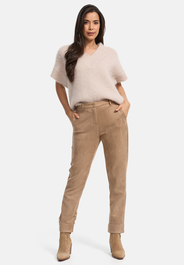 Picture of CATNOIR KNITTED SLIPOVER WITH VNECK - 12/CREAM